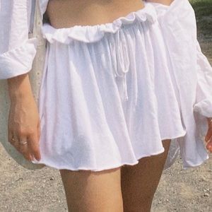 Flowy white shorts